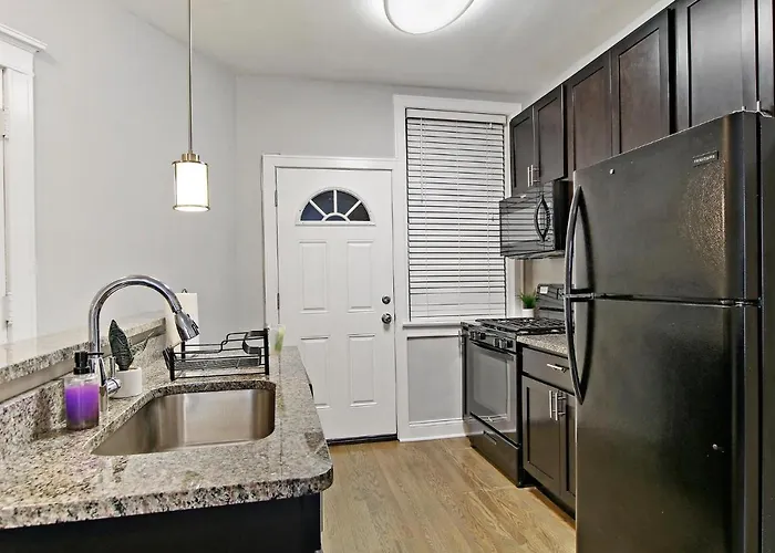 Apartment Stylish In Portage Park - Pensacola 2n